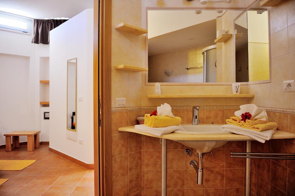 Hotel Hr Costa Rei Muravera Extérieur photo